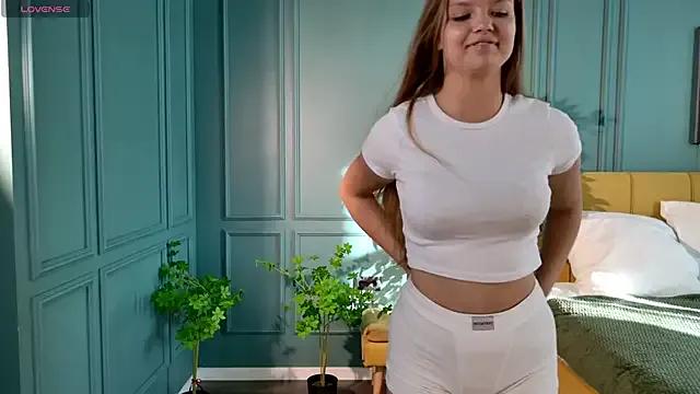 hidden_charm_ on StripChat 