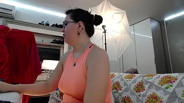 ILoveToFeelU's avatar