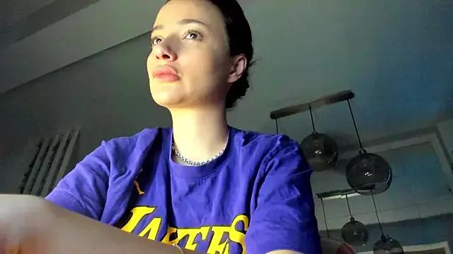 IreneVON on StripChat