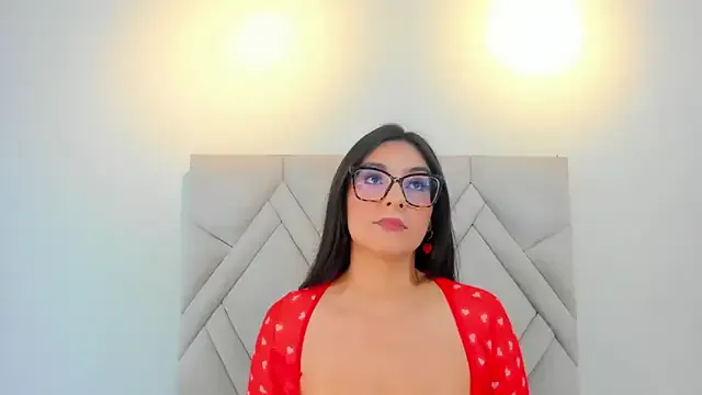 Isis_Osman on StripChat