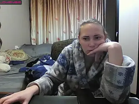 JenniDeep on StripChat