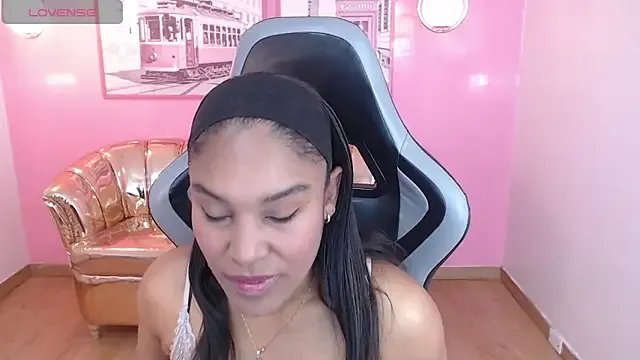 kamala_a on StripChat 