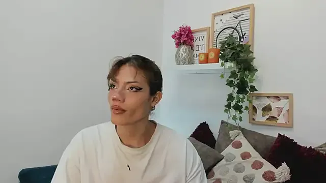 KassMonroe on StripChat