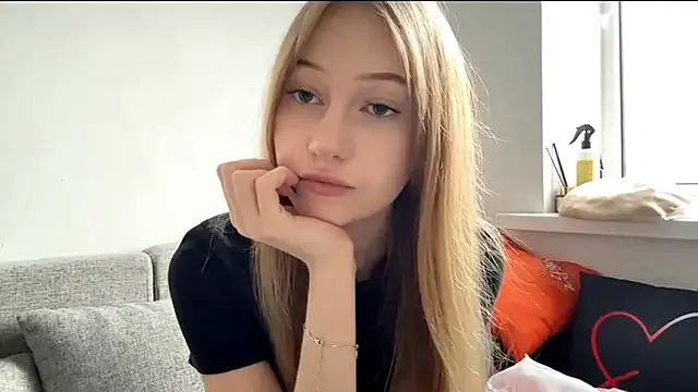 KatrineDrea model from sc