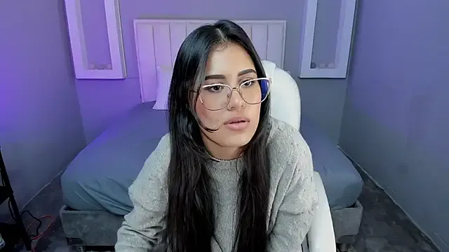 KeilyBennett model from StripChat