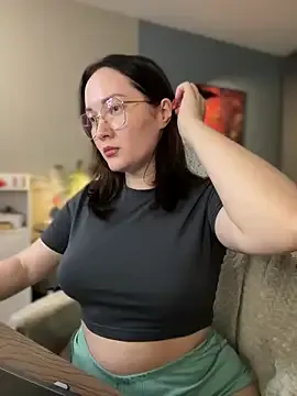 Kiss_My_Body on StripChat