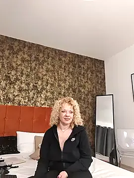 LaireeFelini model from sc