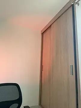 LauraCatalina's avatar