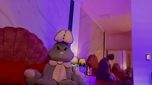 Layla_Cullen — Get me Naked