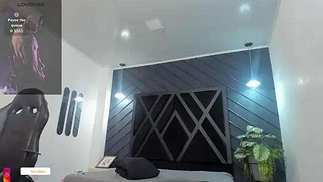 Liam_Kleiin — SUPER CUM IN MY PECTORALS