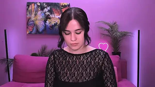 lil_angel_ on StripChat