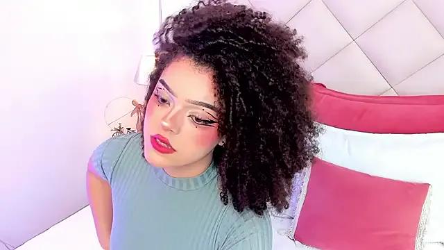 LilBoonew on StripChat 