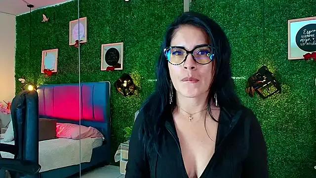 Linagh_ — show tits and spit on them