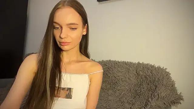 litlle_angelll on StripChat 