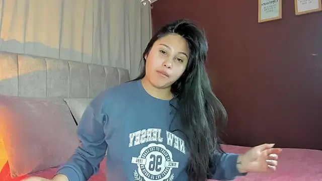 Little_Ivy on StripChat 