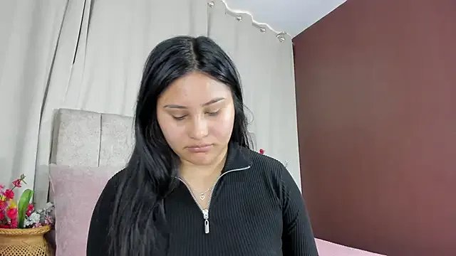 Little_Ivy on StripChat 