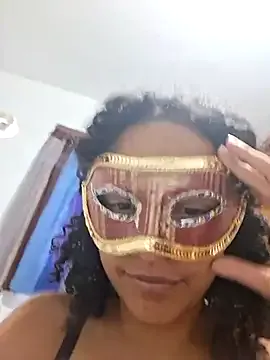 LolaAndBugs_ on StripChat