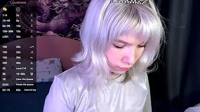 LolaDollyMur on StripChat 