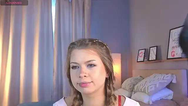 LollaStich on StripChat 