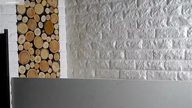 LowOncoming on StripChat 