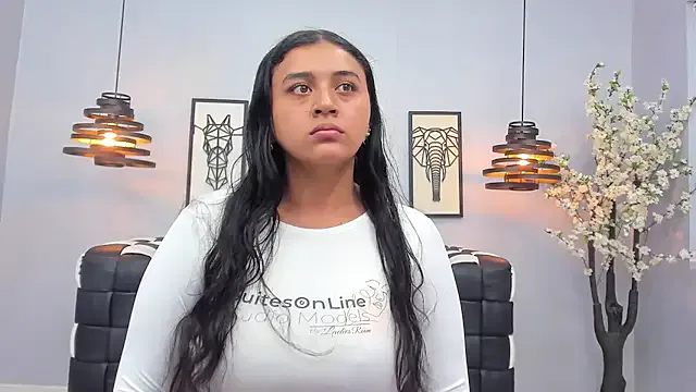 Lunaa_Abril model from sc