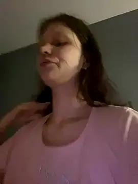 Lunliss on StripChat 