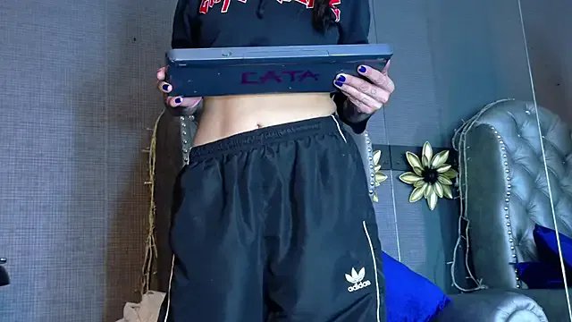 LusstCruella on StripChat 