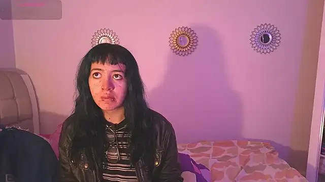 Madewithhell model from StripChat