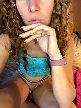 Mamacita1917 on StripChat