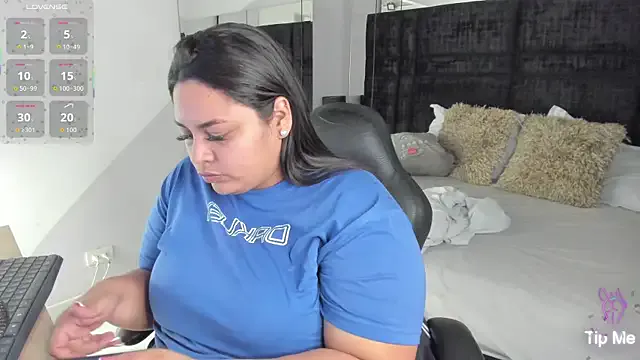 MayaCurvy on StripChat
