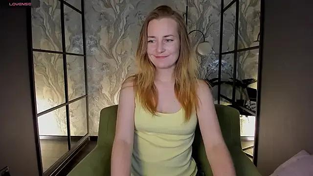 MeggySun on StripChat 