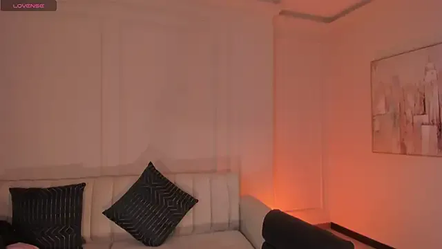 MiaFarrell_