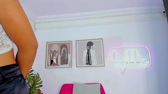 Miakhalifa_7 on StripChat