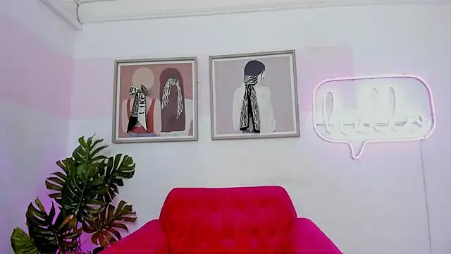 Miakhalifa_7 on StripChat