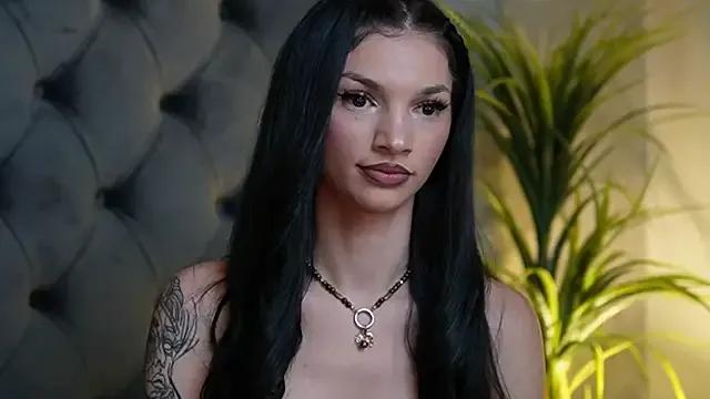 MiamiCoffee on StripChat 