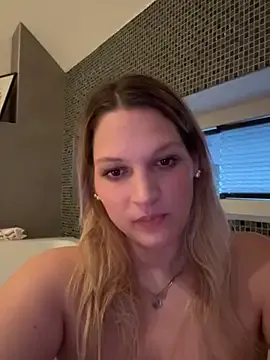 MiaSommer model from sc