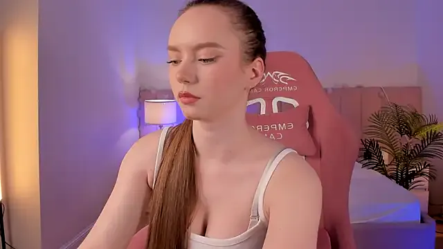 MilaKika model from sc