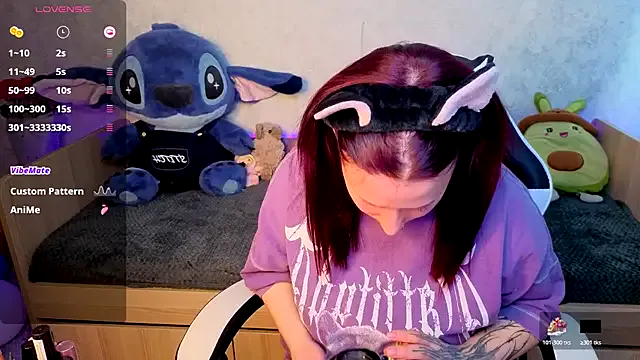 Mini_Lady1 on StripChat