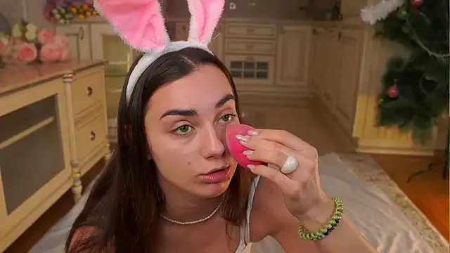 MinnaShummon on StripChat 