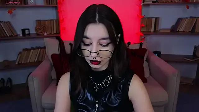 Mistress__Marcelline on StripChat