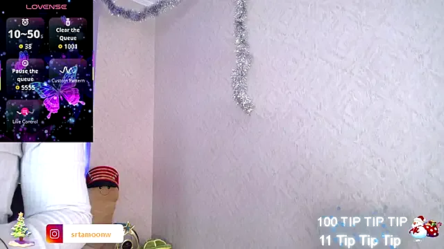 Moon_Water__ on StripChat