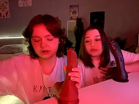 MoonIvy_ on StripChat 