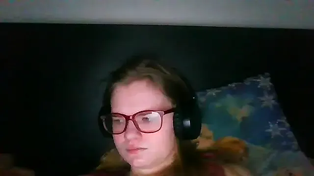 Moonolighta on StripChat