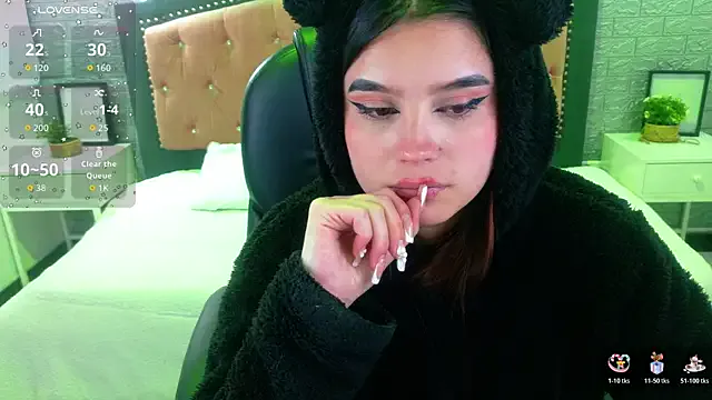 Natalie_loffreda on StripChat