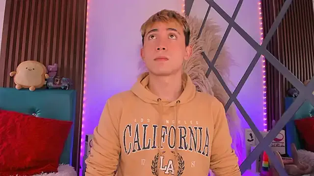 Naughty__Chriss model from sc