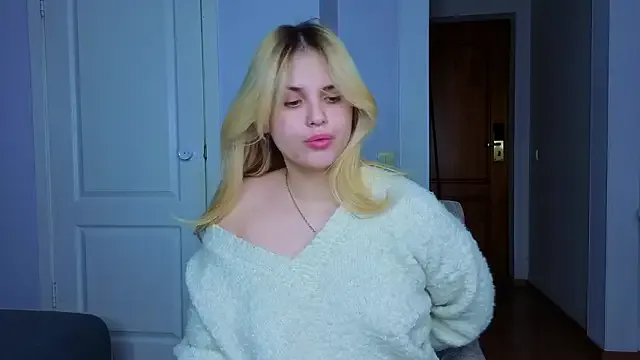 NayaMorel on StripChat