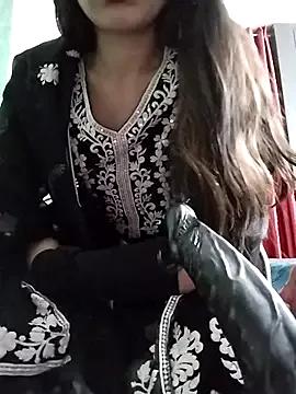 Noor_Darliing on StripChat