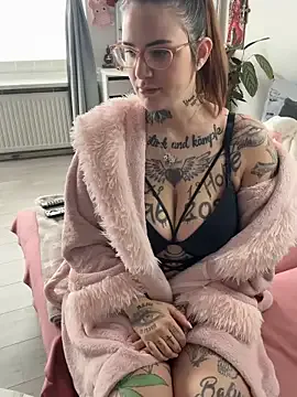 NyxTattoo —  Earn a cum Video 