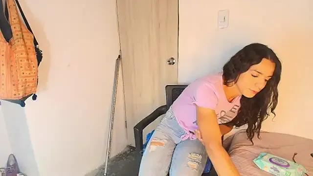 Oh_Tique — undress, masturbate, get the milk