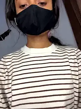 paribaby09 on StripChat